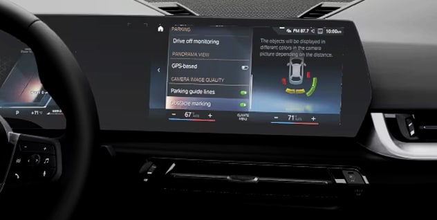 Detail of iDrive screen, showcasing Active Park Distance Control with Side Protection